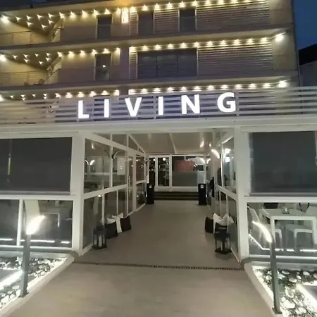 Hotel Living